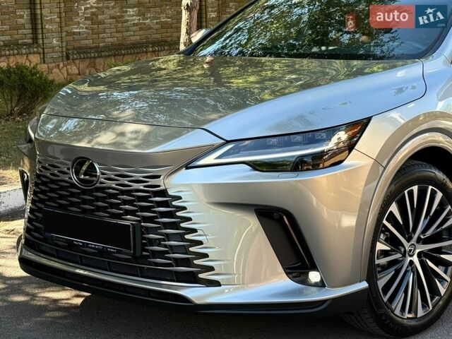 Сірий Лексус РХ, об'ємом двигуна 2.4 л та пробігом 5 тис. км за 75950 $, фото 2 на Automoto.ua