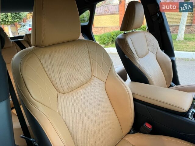 Сірий Лексус РХ, об'ємом двигуна 2.4 л та пробігом 5 тис. км за 75950 $, фото 43 на Automoto.ua