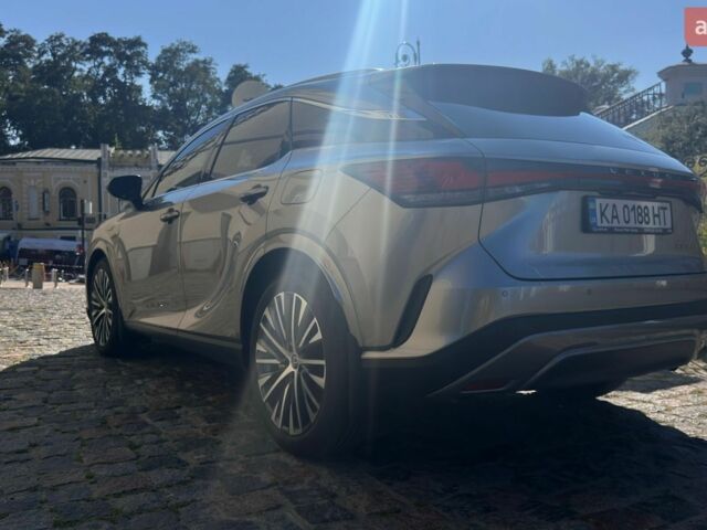 Сірий Лексус РХ, об'ємом двигуна 2.4 л та пробігом 11 тис. км за 72000 $, фото 8 на Automoto.ua
