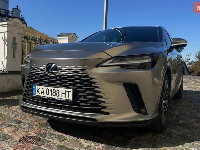 Сірий Лексус РХ, об'ємом двигуна 2.4 л та пробігом 11 тис. км за 72000 $, фото 1 на Automoto.ua