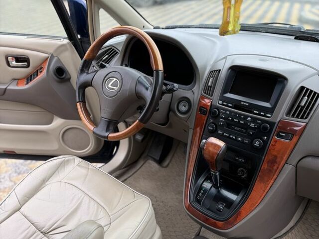 Синий Лексус РХ, объемом двигателя 3 л и пробегом 220 тыс. км за 6700 $, фото 18 на Automoto.ua