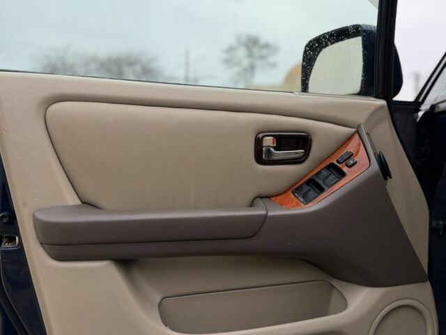 Синий Лексус РХ, объемом двигателя 3 л и пробегом 220 тыс. км за 6700 $, фото 20 на Automoto.ua