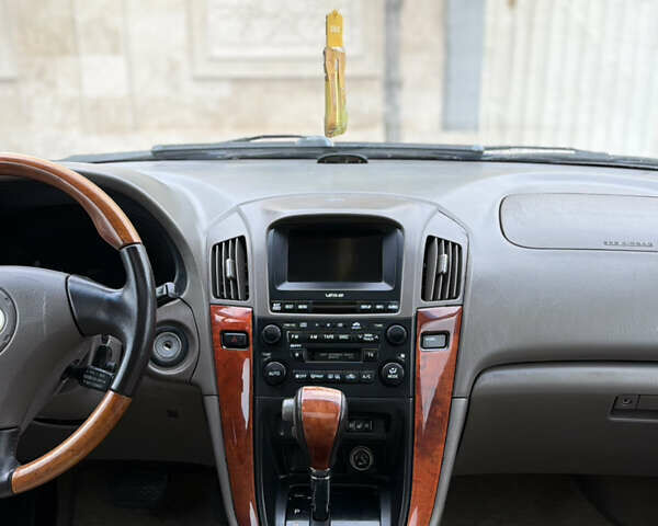 Синій Лексус РХ, об'ємом двигуна 3 л та пробігом 250 тис. км за 6700 $, фото 16 на Automoto.ua