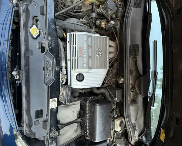 Синий Лексус РХ, объемом двигателя 3 л и пробегом 289 тыс. км за 7300 $, фото 11 на Automoto.ua