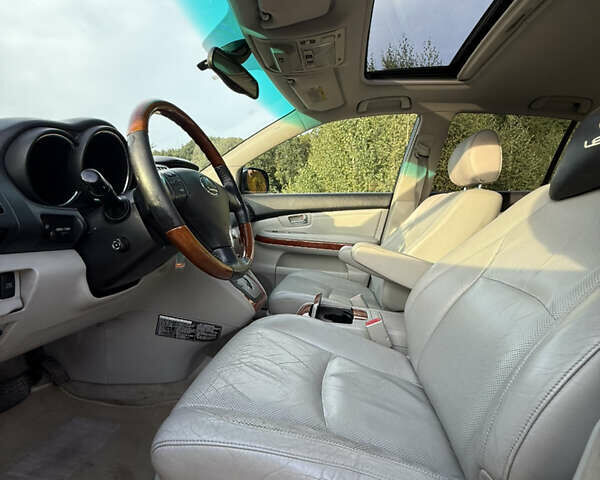 Синий Лексус РХ, объемом двигателя 3 л и пробегом 337 тыс. км за 8300 $, фото 10 на Automoto.ua