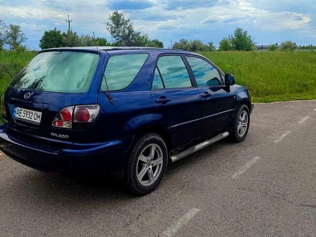 Синій Лексус РХ, об'ємом двигуна 3 л та пробігом 300 тис. км за 3300 $, фото 1 на Automoto.ua