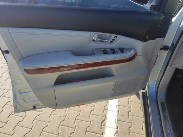 Синій Лексус РХ, об'ємом двигуна 3 л та пробігом 155 тис. км за 8789 $, фото 8 на Automoto.ua