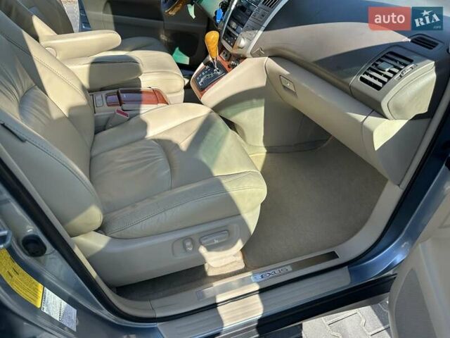 Синий Лексус РХ, объемом двигателя 3.3 л и пробегом 281 тыс. км за 8900 $, фото 72 на Automoto.ua