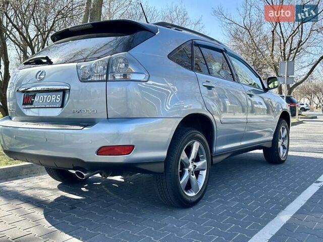 Синий Лексус РХ, объемом двигателя 3.3 л и пробегом 281 тыс. км за 8900 $, фото 5 на Automoto.ua