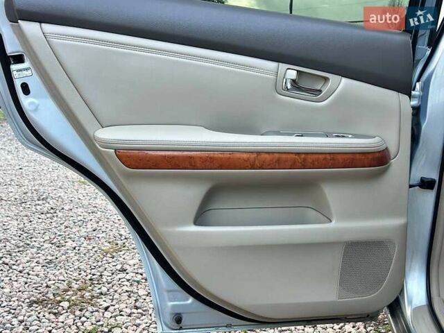 Синий Лексус РХ, объемом двигателя 3.3 л и пробегом 388 тыс. км за 9700 $, фото 25 на Automoto.ua