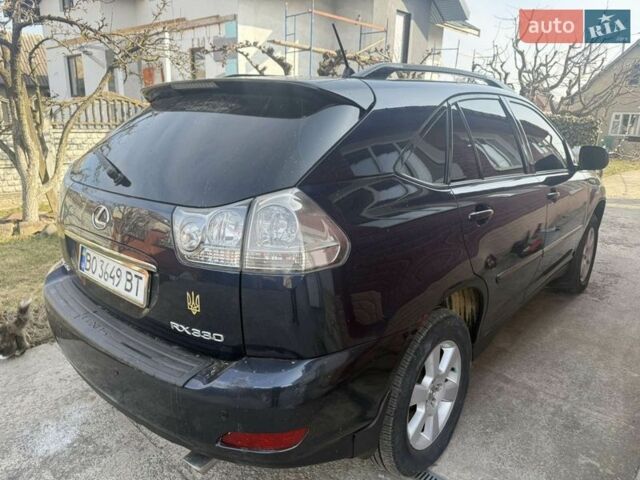 Синий Лексус РХ, объемом двигателя 3.3 л и пробегом 352 тыс. км за 9800 $, фото 1 на Automoto.ua