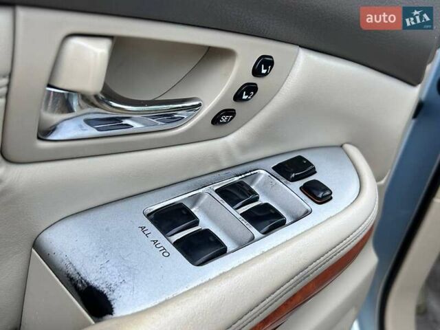 Синий Лексус РХ, объемом двигателя 3.3 л и пробегом 388 тыс. км за 9700 $, фото 9 на Automoto.ua