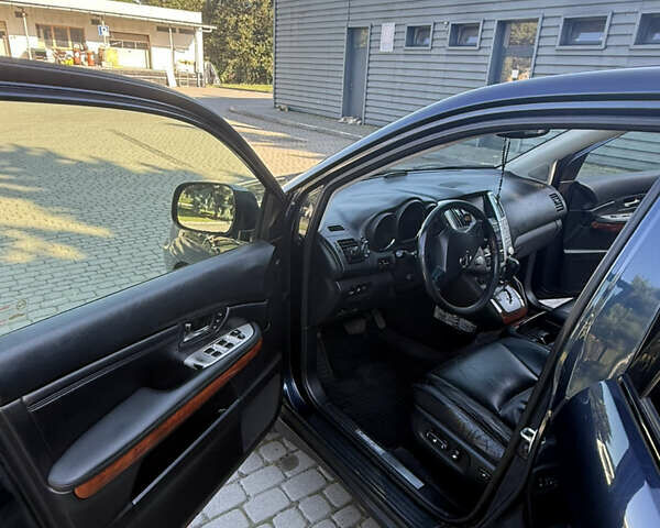 Лексус РХ 2005 в Ивано-Франковске на Automoto.ua Синий Лексус РХ, объемом двигателя 3 л и пробегом 261 тыс. км за 11000 $, фото 10 на Automoto.ua