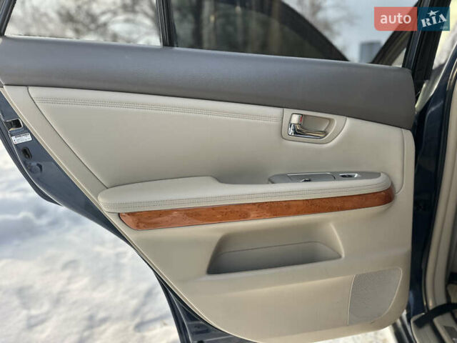 Синий Лексус РХ, объемом двигателя 3.5 л и пробегом 295 тыс. км за 9750 $, фото 32 на Automoto.ua