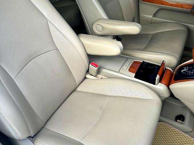 Синий Лексус РХ, объемом двигателя 3.5 л и пробегом 360 тыс. км за 10300 $, фото 8 на Automoto.ua