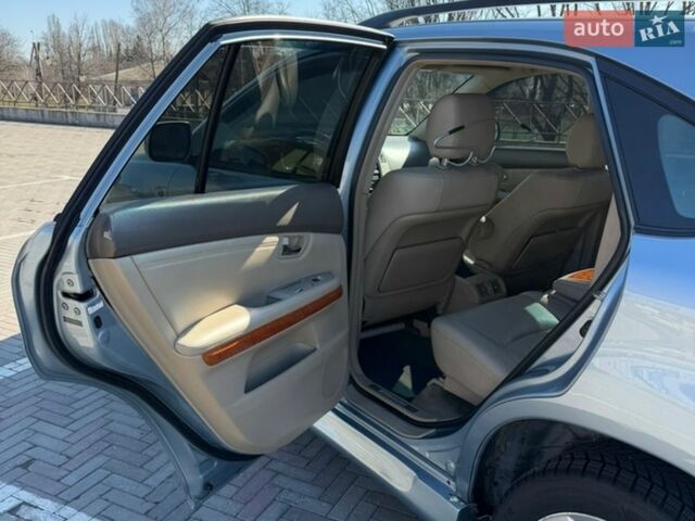 Синий Лексус РХ, объемом двигателя 3.5 л и пробегом 257 тыс. км за 11200 $, фото 12 на Automoto.ua