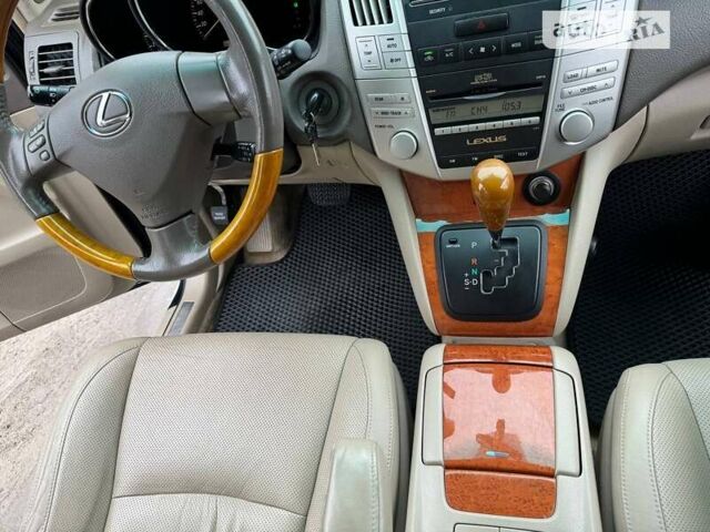 Синий Лексус РХ, объемом двигателя 3.5 л и пробегом 68 тыс. км за 15000 $, фото 14 на Automoto.ua