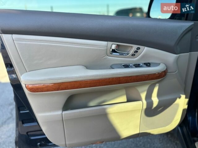 Синий Лексус РХ, объемом двигателя 3.5 л и пробегом 296 тыс. км за 8800 $, фото 24 на Automoto.ua