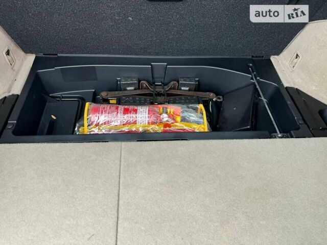 Синий Лексус РХ, объемом двигателя 3.5 л и пробегом 68 тыс. км за 15000 $, фото 20 на Automoto.ua