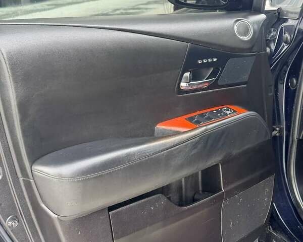 Синій Лексус РХ, об'ємом двигуна 3.46 л та пробігом 270 тис. км за 14999 $, фото 35 на Automoto.ua