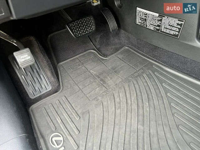 Синій Лексус РХ, об'ємом двигуна 3.46 л та пробігом 120 тис. км за 20900 $, фото 69 на Automoto.ua