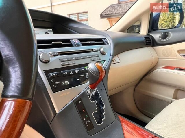 Синий Лексус РХ, объемом двигателя 3.46 л и пробегом 187 тыс. км за 17999 $, фото 86 на Automoto.ua