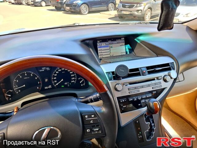 Синий Лексус РХ, объемом двигателя 3.5 л и пробегом 190 тыс. км за 14000 $, фото 7 на Automoto.ua