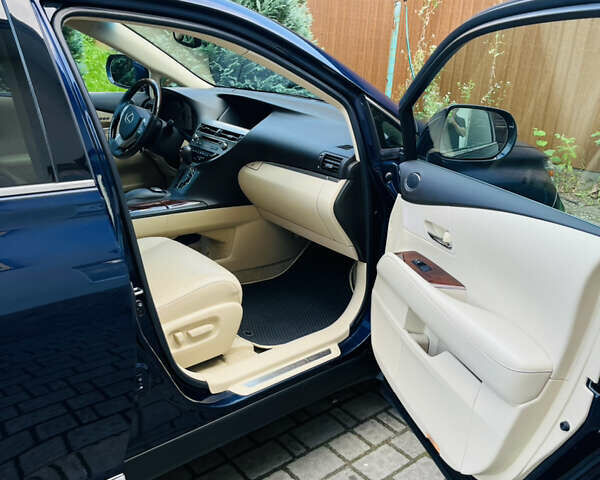 Синий Лексус РХ, объемом двигателя 3.5 л и пробегом 180 тыс. км за 20500 $, фото 17 на Automoto.ua