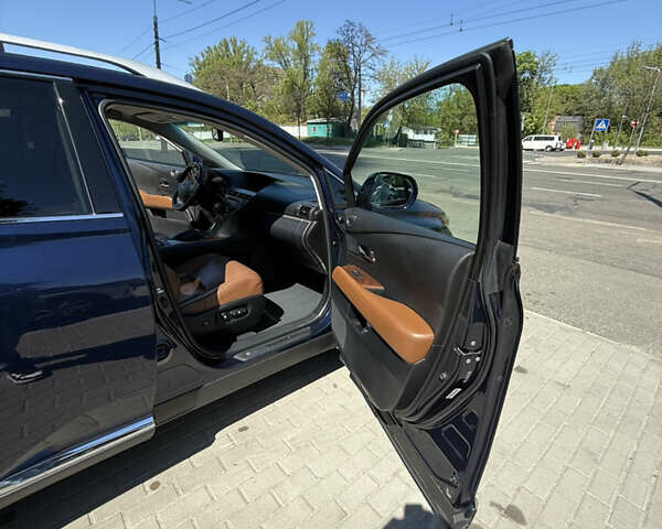 Синий Лексус РХ, объемом двигателя 3.46 л и пробегом 180 тыс. км за 20700 $, фото 22 на Automoto.ua