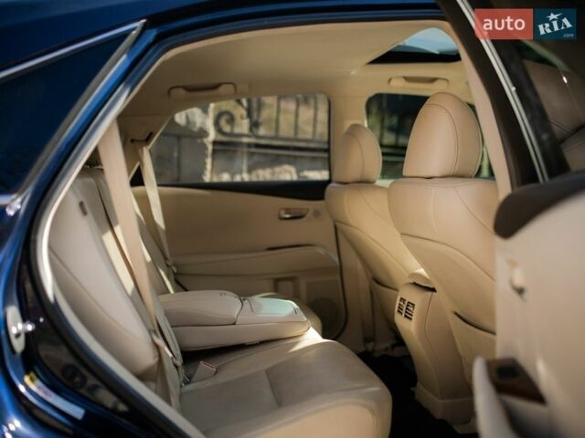 Синий Лексус РХ, объемом двигателя 3.5 л и пробегом 226 тыс. км за 24400 $, фото 14 на Automoto.ua