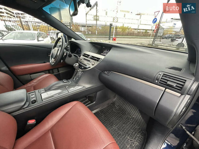 Лексус РХ 2015 в Киеве на Automoto.ua Синий Лексус РХ, объемом двигателя 3.5 л и пробегом 112 тыс. км за 25555 $, фото 34 на Automoto.ua