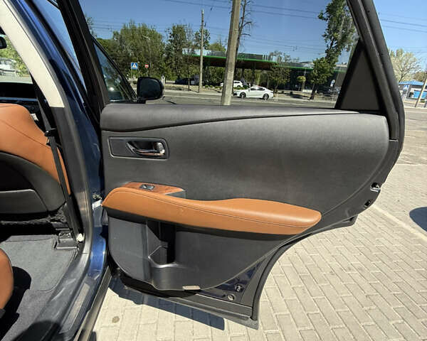 Синий Лексус РХ, объемом двигателя 3.46 л и пробегом 180 тыс. км за 20700 $, фото 28 на Automoto.ua