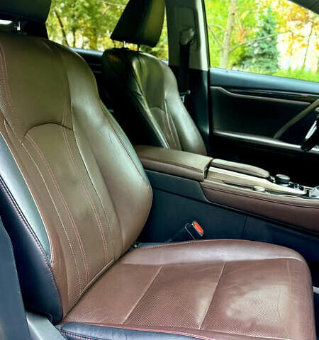 Синий Лексус РХ, объемом двигателя 2 л и пробегом 173 тыс. км за 26499 $, фото 12 на Automoto.ua