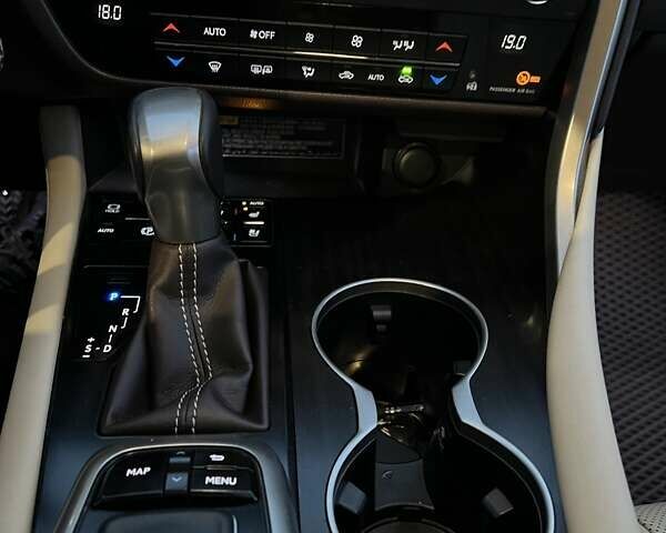 Синий Лексус РХ, объемом двигателя 3.46 л и пробегом 167 тыс. км за 39000 $, фото 39 на Automoto.ua