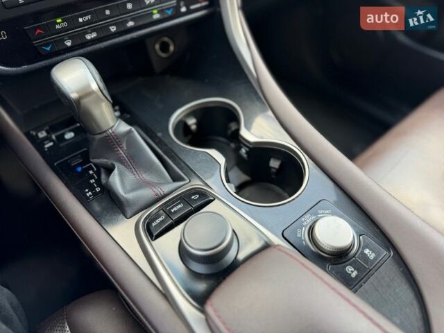 Синій Лексус РХ, об'ємом двигуна 2 л та пробігом 178 тис. км за 25900 $, фото 40 на Automoto.ua