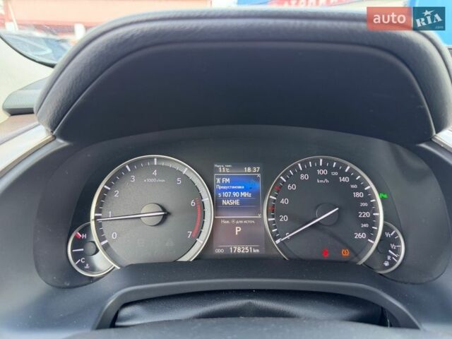 Синій Лексус РХ, об'ємом двигуна 2 л та пробігом 178 тис. км за 25900 $, фото 37 на Automoto.ua