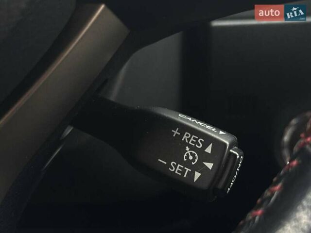 Синій Лексус РХ, об'ємом двигуна 2 л та пробігом 173 тис. км за 27999 $, фото 15 на Automoto.ua