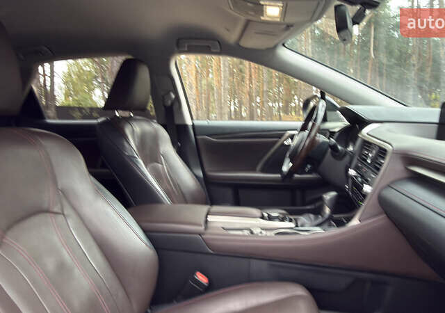 Синий Лексус РХ, объемом двигателя 2 л и пробегом 172 тыс. км за 27799 $, фото 28 на Automoto.ua