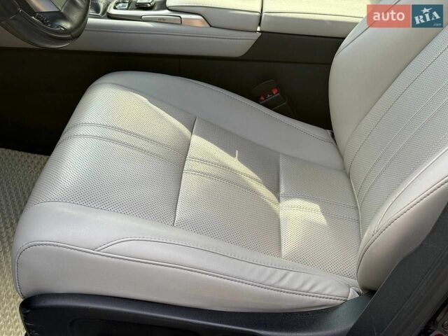 Синий Лексус РХ, объемом двигателя 3.46 л и пробегом 152 тыс. км за 34000 $, фото 19 на Automoto.ua
