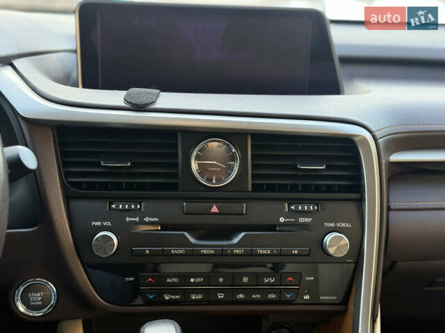 Синий Лексус РХ, объемом двигателя 3.5 л и пробегом 125 тыс. км за 29499 $, фото 10 на Automoto.ua