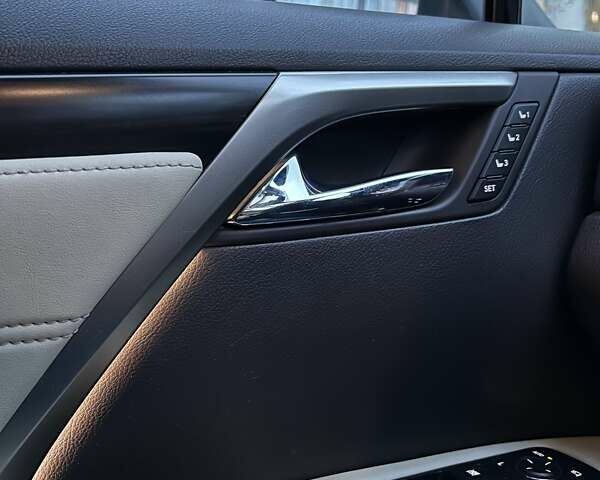 Синий Лексус РХ, объемом двигателя 3.46 л и пробегом 167 тыс. км за 39000 $, фото 17 на Automoto.ua