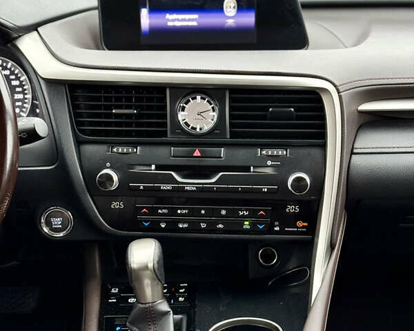 Синий Лексус РХ, объемом двигателя 2 л и пробегом 173 тыс. км за 25499 $, фото 30 на Automoto.ua