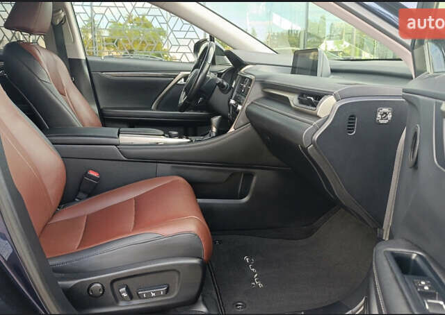 Синій Лексус РХ, об'ємом двигуна 2 л та пробігом 206 тис. км за 30300 $, фото 10 на Automoto.ua