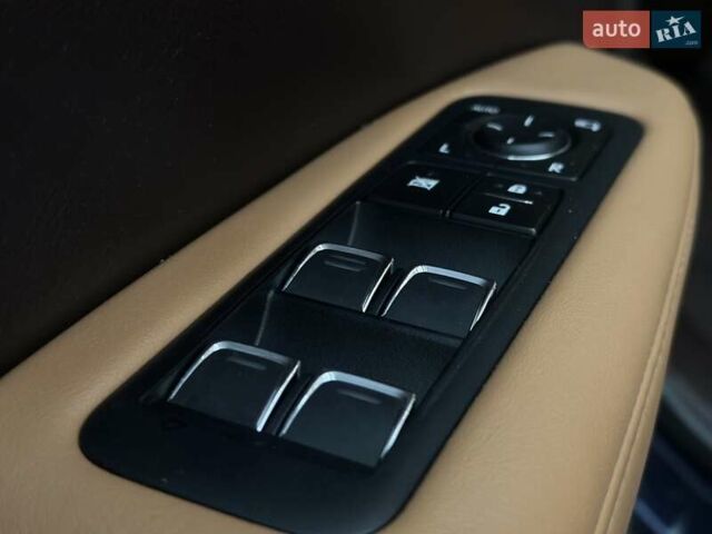 Синій Лексус РХ, об'ємом двигуна 2 л та пробігом 139 тис. км за 31500 $, фото 28 на Automoto.ua