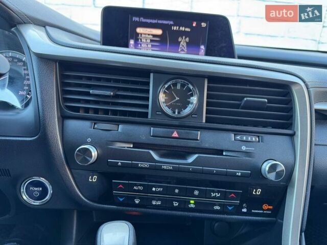 Синій Лексус РХ, об'ємом двигуна 3.46 л та пробігом 155 тис. км за 37000 $, фото 10 на Automoto.ua