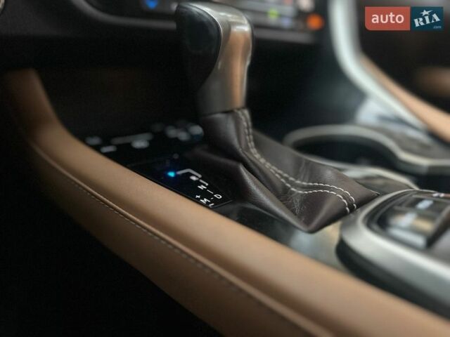 Синій Лексус РХ, об'ємом двигуна 2 л та пробігом 148 тис. км за 31500 $, фото 24 на Automoto.ua