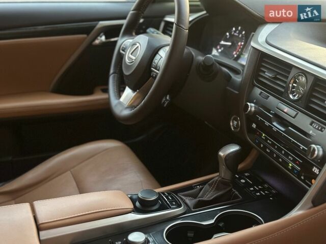 Синій Лексус РХ, об'ємом двигуна 2 л та пробігом 148 тис. км за 31500 $, фото 19 на Automoto.ua