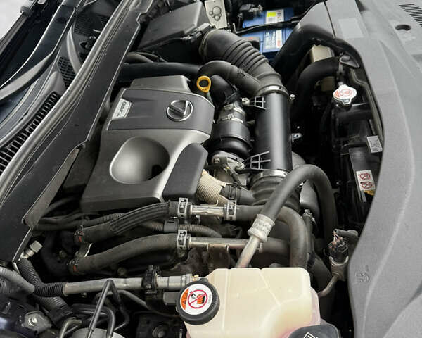 Синий Лексус РХ, объемом двигателя 2 л и пробегом 49 тыс. км за 39500 $, фото 3 на Automoto.ua