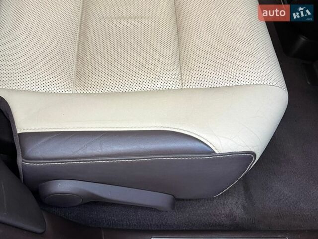 Синий Лексус РХ, объемом двигателя 2 л и пробегом 170 тыс. км за 32500 $, фото 6 на Automoto.ua