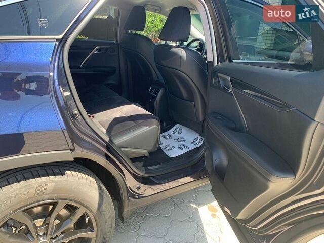 Синий Лексус РХ, объемом двигателя 2 л и пробегом 73 тыс. км за 34500 $, фото 12 на Automoto.ua